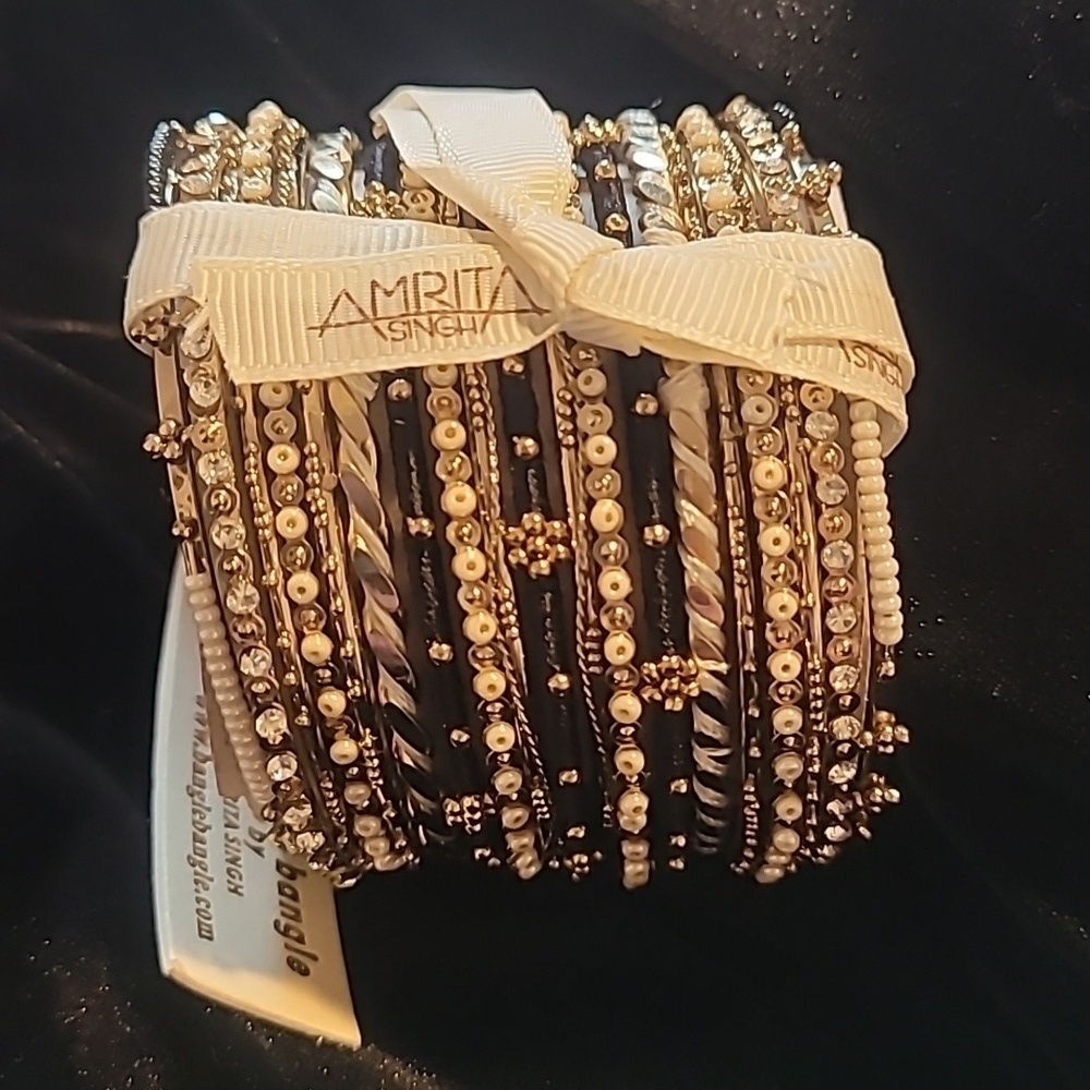 Bangle Bangle by Amrita Singh bangle Bracelet set of 19 In Black Ivory Gold Sz 6